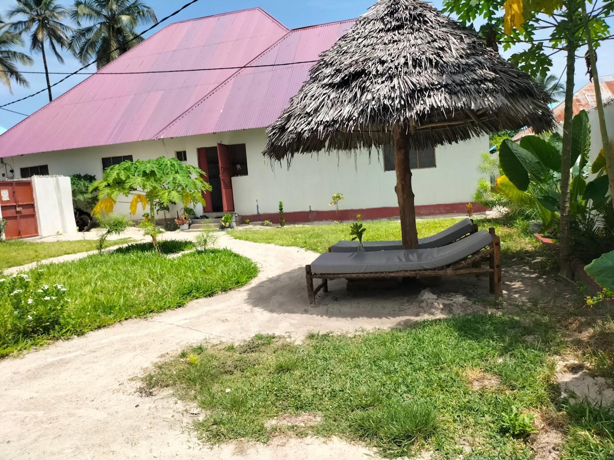 Mambo Leo Hostel ปาเยอ ภายนอก รูปภาพ